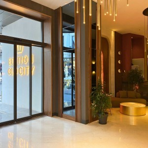 alt_1Edition Old City Hotel