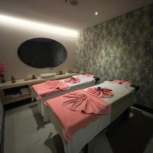 alt_1Edition Old City Hotel