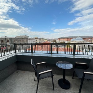 alt_1Edition Old City Hotel