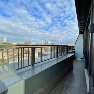 alt_1Edition Old City Hotel