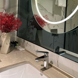 alt_1Edition Old City Hotel